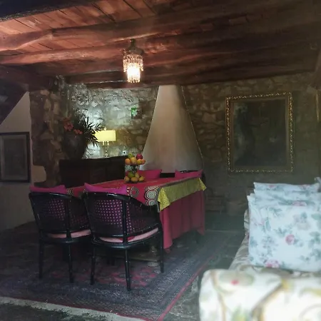 Homestay La Vall *